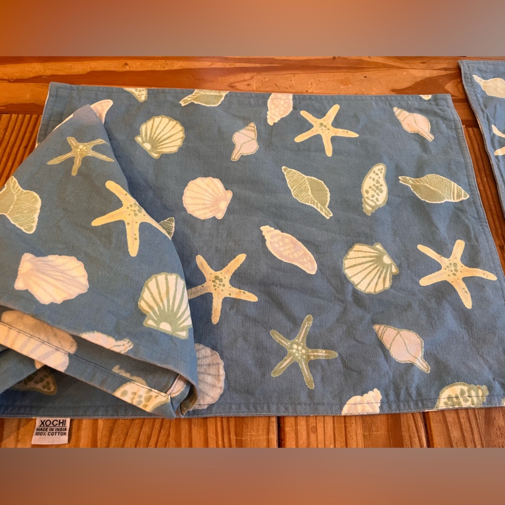 Xochi beach themed placemats/napkins - set of 4